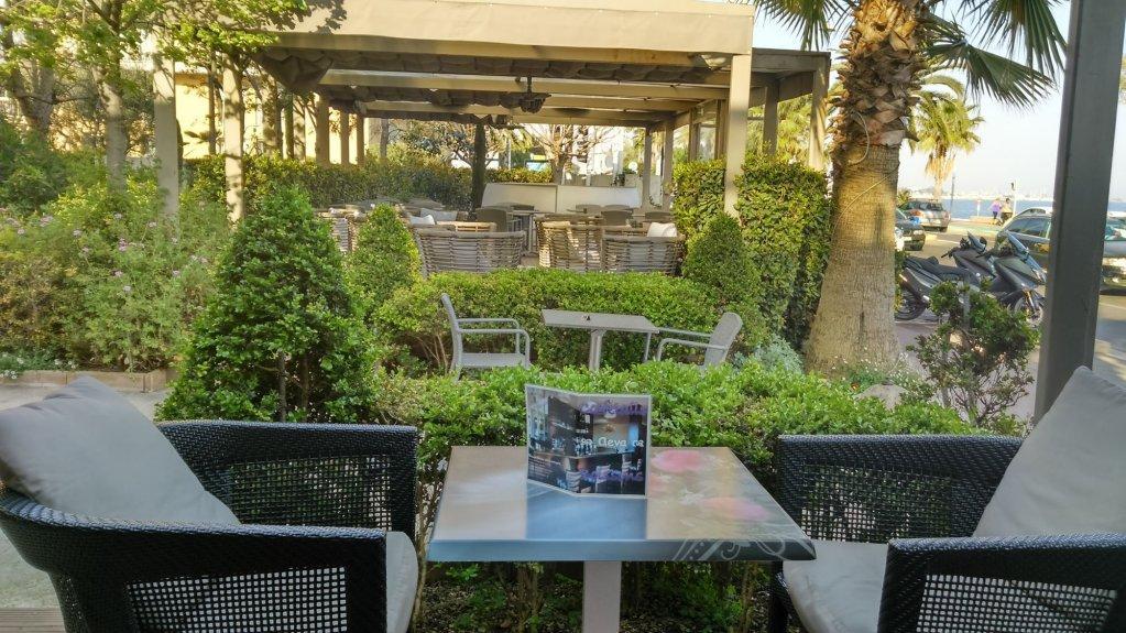 Hotel Royalmar Cagnes-sur-Mer Exterior foto